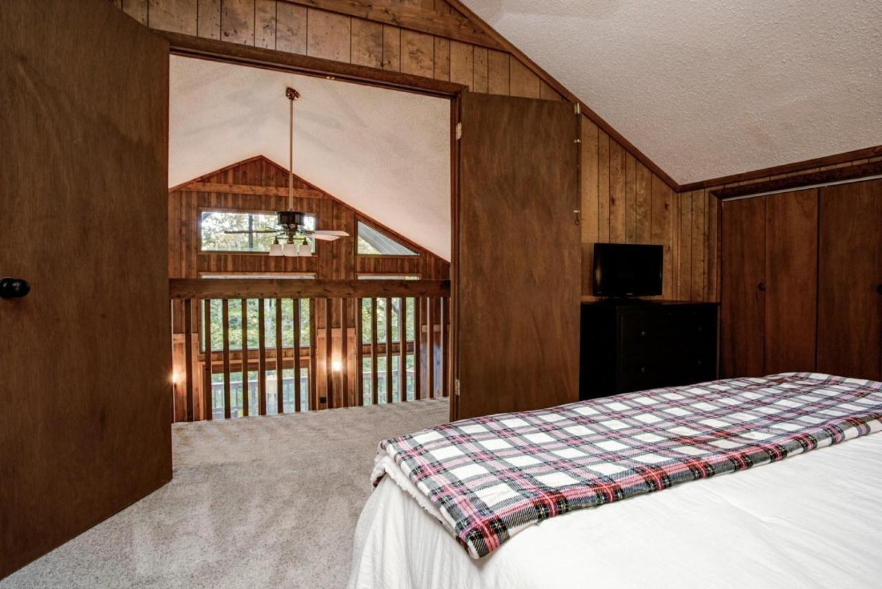 Swiss Wolf Ridge Retreat 빌라 외부 사진