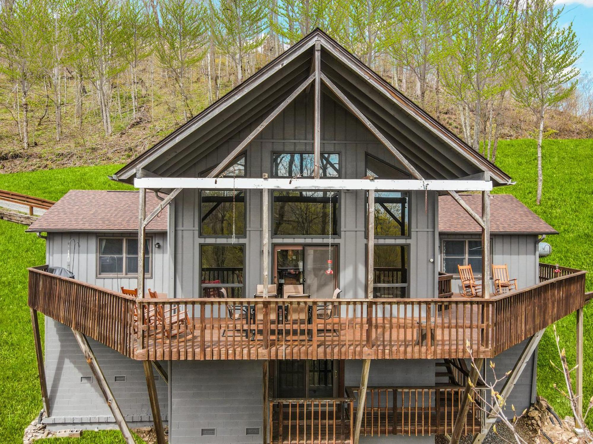 Swiss Wolf Ridge Retreat 빌라 외부 사진