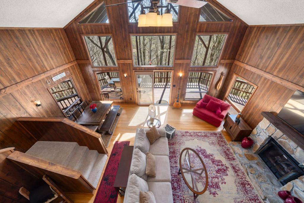 Swiss Wolf Ridge Retreat 빌라 외부 사진