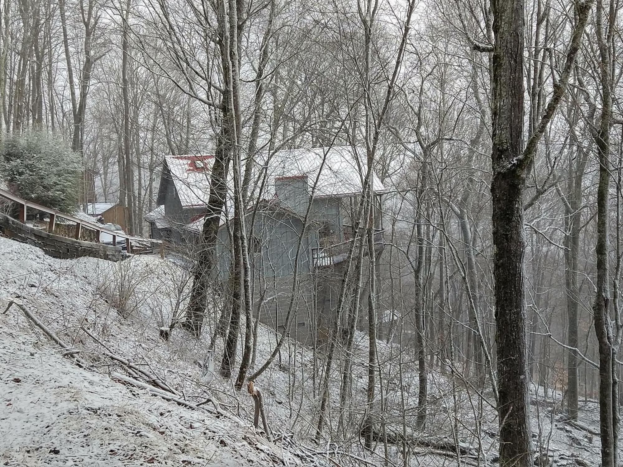 Swiss Wolf Ridge Retreat 빌라 외부 사진
